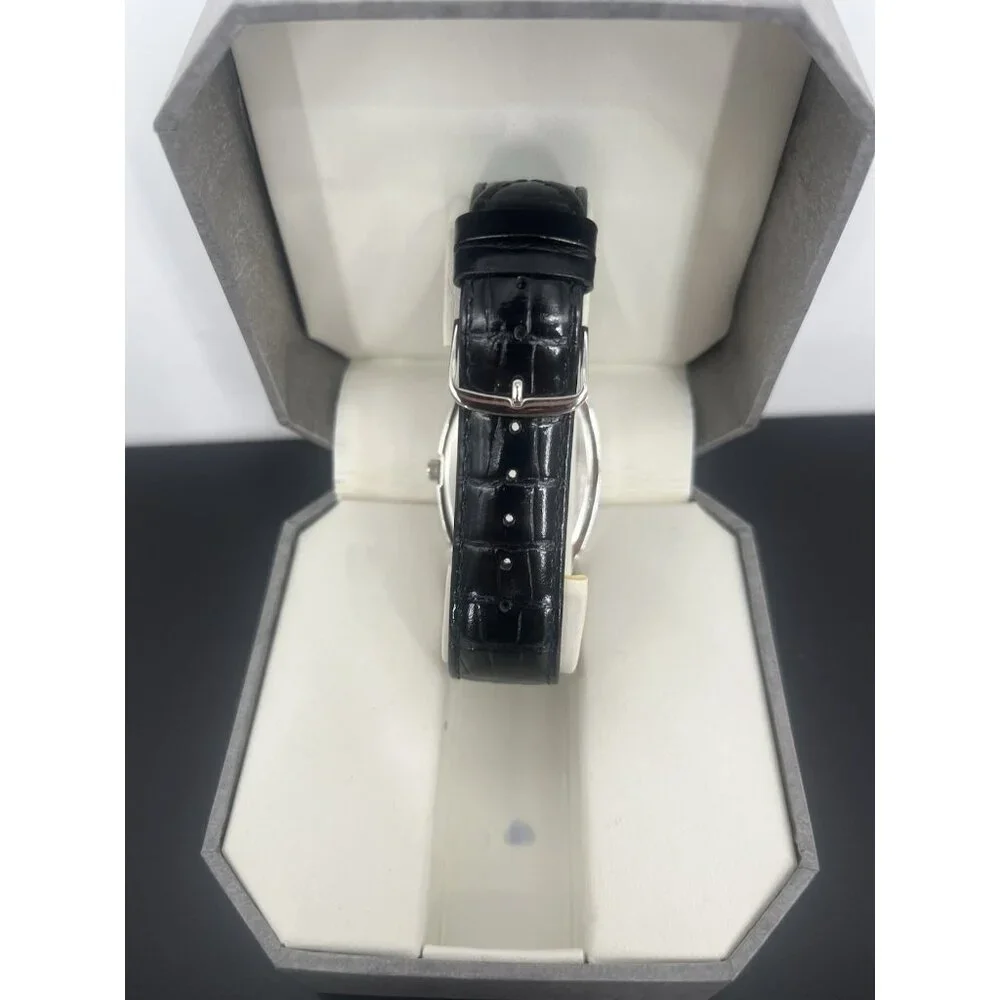 Safilo Watch‎ Vintage *Needs a new Battery* *Doesn't Run* Untested